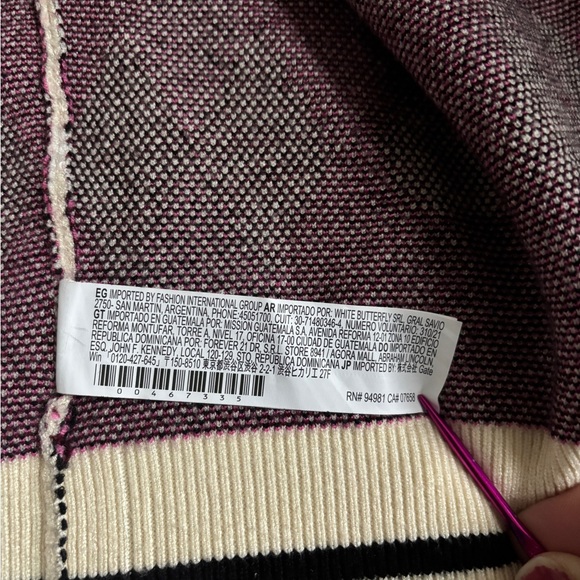 Hello Kitty & Friends Oversized Argyle Cardigan V-neck Button Up Sweater Size S - Picture 6 of 12